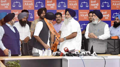 Ex-bureaucrat Kanwaljeet Singh Cheema joins SAD