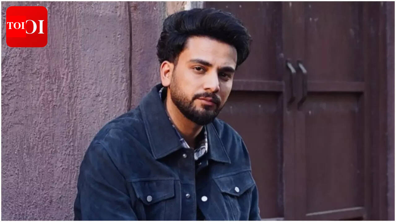 Elvish Yadav Snake venom case: Supreme Court quashes FIR, proceedings against YouTuber