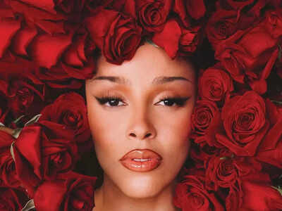 Doja Cat explains why she aims to look 'purposefully ugly' for the paparazzi: 'I turn it into a game'