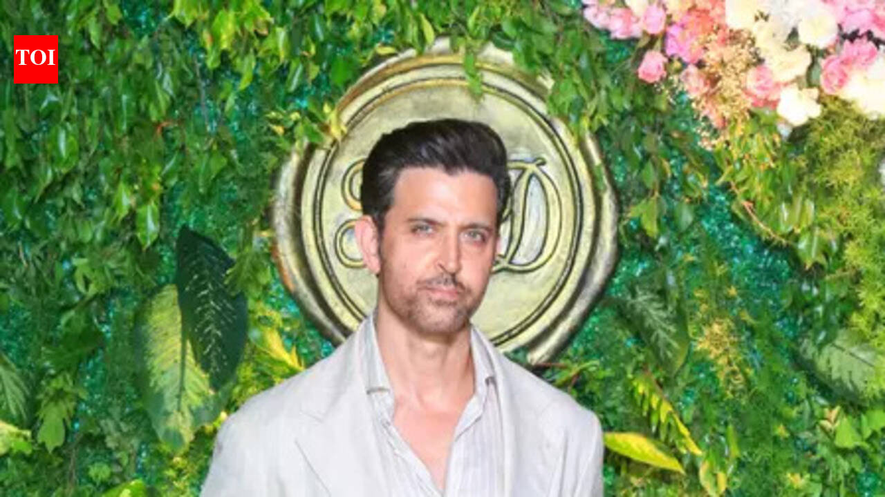 Hrithik Roshan seeks production advice from Karan Johar, KJo reflects on his cinematic journey