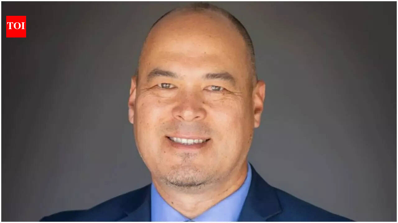 ‘Unbelievable loss’: Nampa mayor collapses mid-speech, dies despite CPR efforts