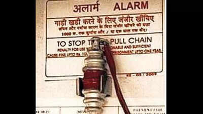 Railways penalises 514 passengers for illegal alarm chain pulling