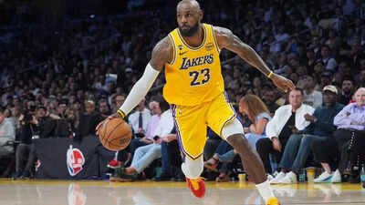 Is LeBron James playing tonight vs the Miami Heat? Latest update on the Los Angeles Lakers star's injury report (March 19, 2026)
