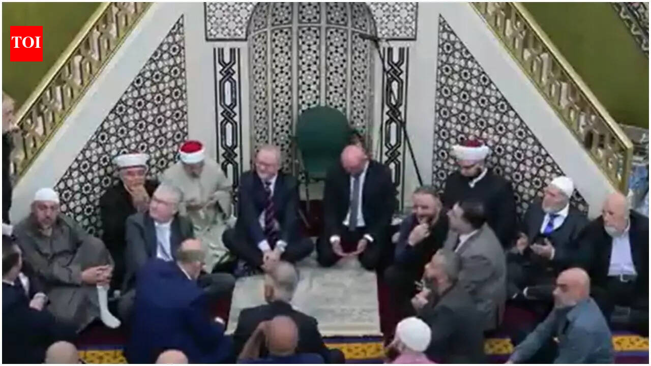 Watch: Australian PM heckled at Eid prayers in Sydney for supporting Israel