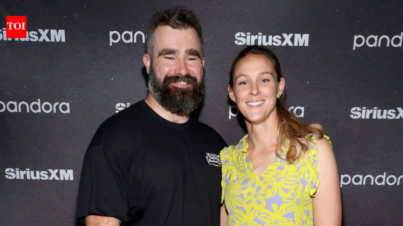 “A new Kelce….”: Kylie Kelce and Jason Kelce are expecting a new family member and their cryptic hint has fans talking