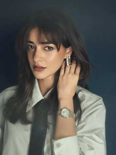 'Am I too active?': Ananya Panday questions Instagram activity after new bangs, mom Bhavana Pandey reacts