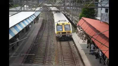 Signal failure disrupts CR’s peak-hour local train services