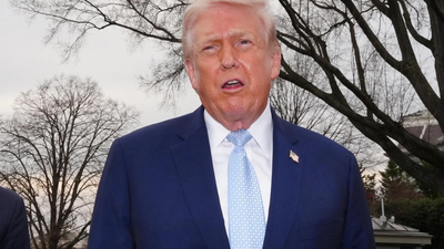  Trump says US 'close to meeting objectives', opposes ceasefire with Iran