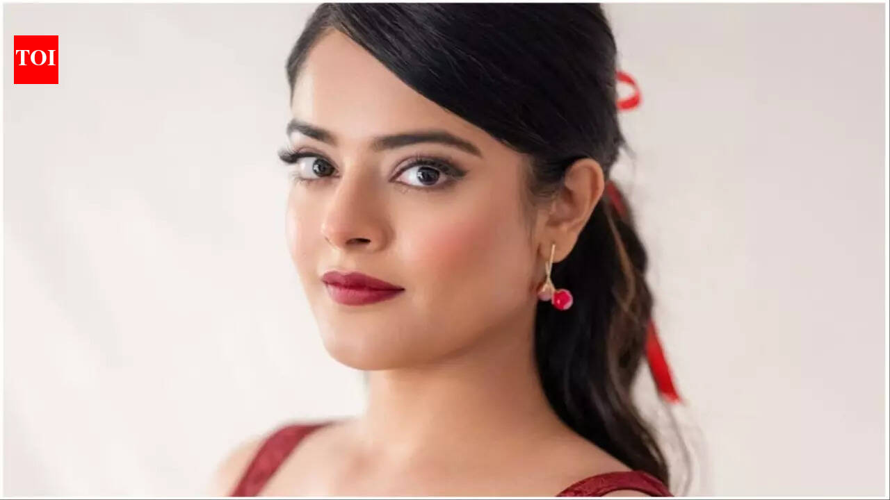 The RajaSaab actress Riddhi Kumar shares how theatre training made her more intentional and confident as an actor