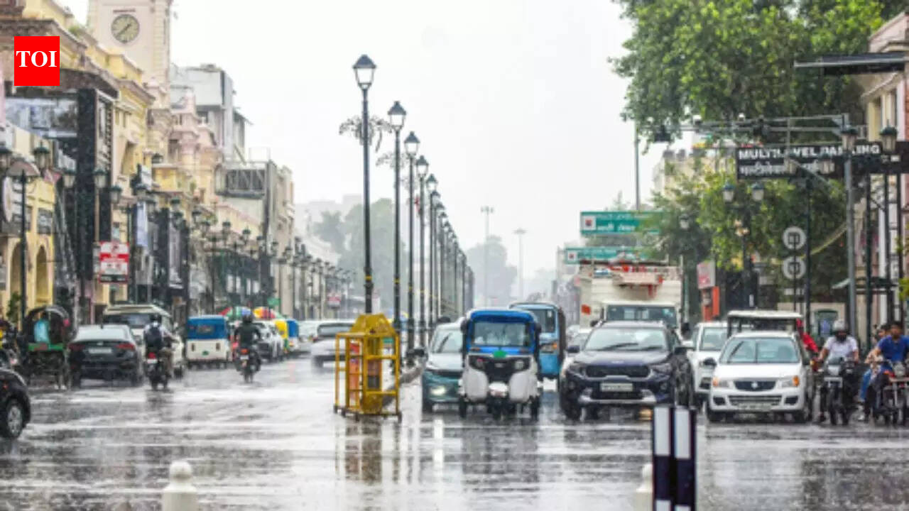 IMD issues thunderstorm alerts across India