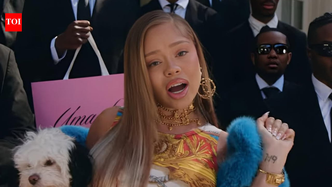 रैपर लैटो ने ‘बिग मामा’ एल्बम का अनावरण करते हुए गर्भावस्था की घोषणा की; प्रशंसकों ने साहसिक नए अध्याय का जश्न मनाया | अंग्रेजी मूवी समाचार