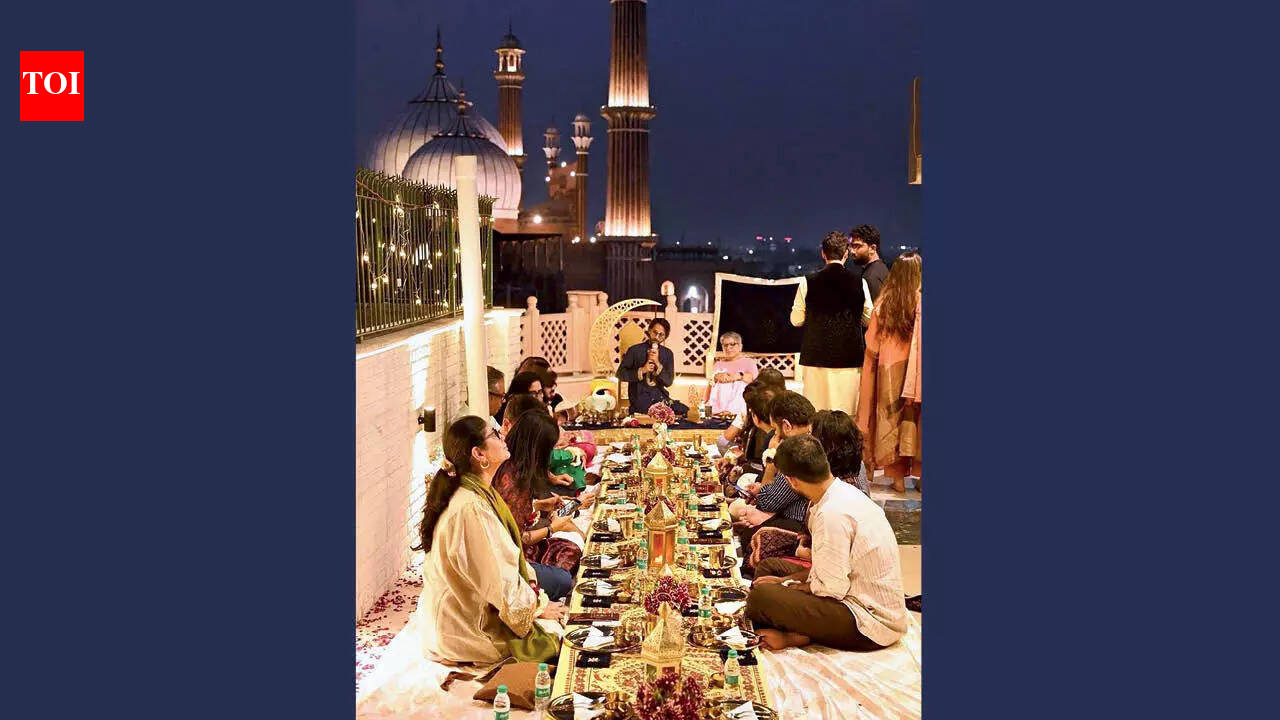 Daawat-e-Purani Dilli served on a dastarkhwan