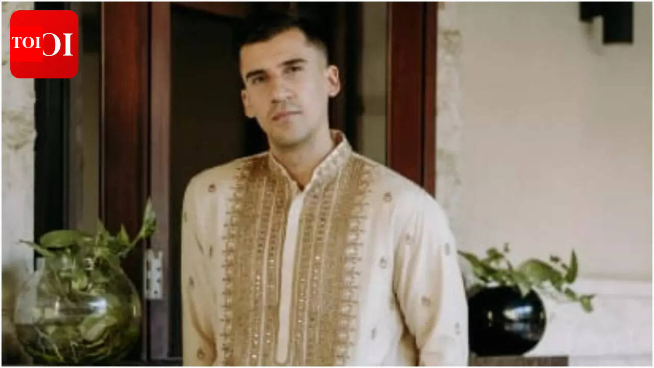 Exckusive - The 50’s Hamid Barkzi recalls his childhood memories from Eid; says 'I’ve come to Delhi to celebrate Eid with my family'