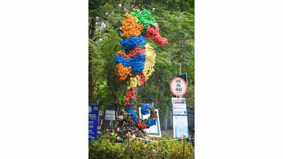 A seahorse made of waste rises at Rabindra Sarobar
