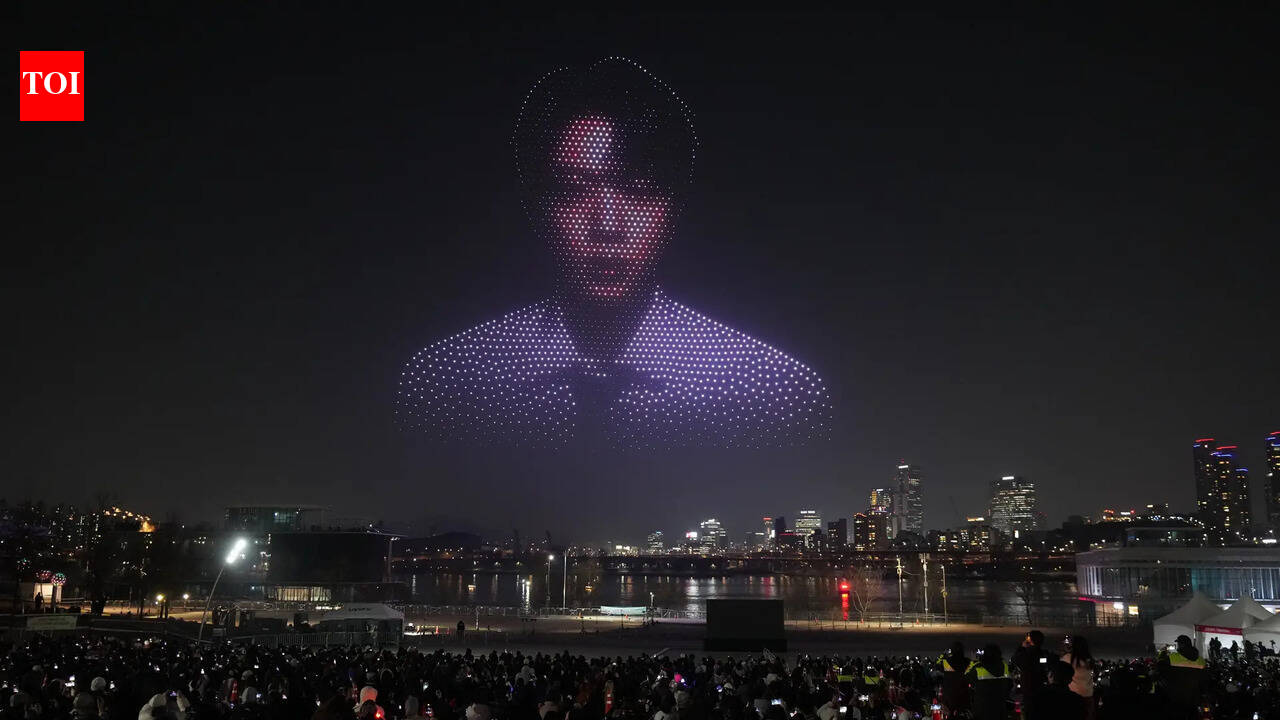 BTS makes full-group return in Seoul, opens ‘ARIRANG’ concert with ‘Body to Body’