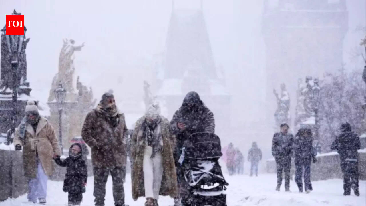 UK weather forecast: Snow to hit parts of Britain days after warmest day of year