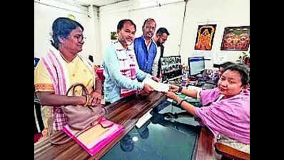 Akhil declares 21 pending cases, but no convictions