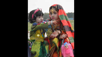 Worshippers tweak Eid prayer plans as morning starts on a wet note