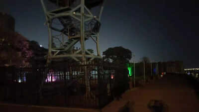 Poor illumination at Mumbai's Mahim beach is putting public safety at risk’