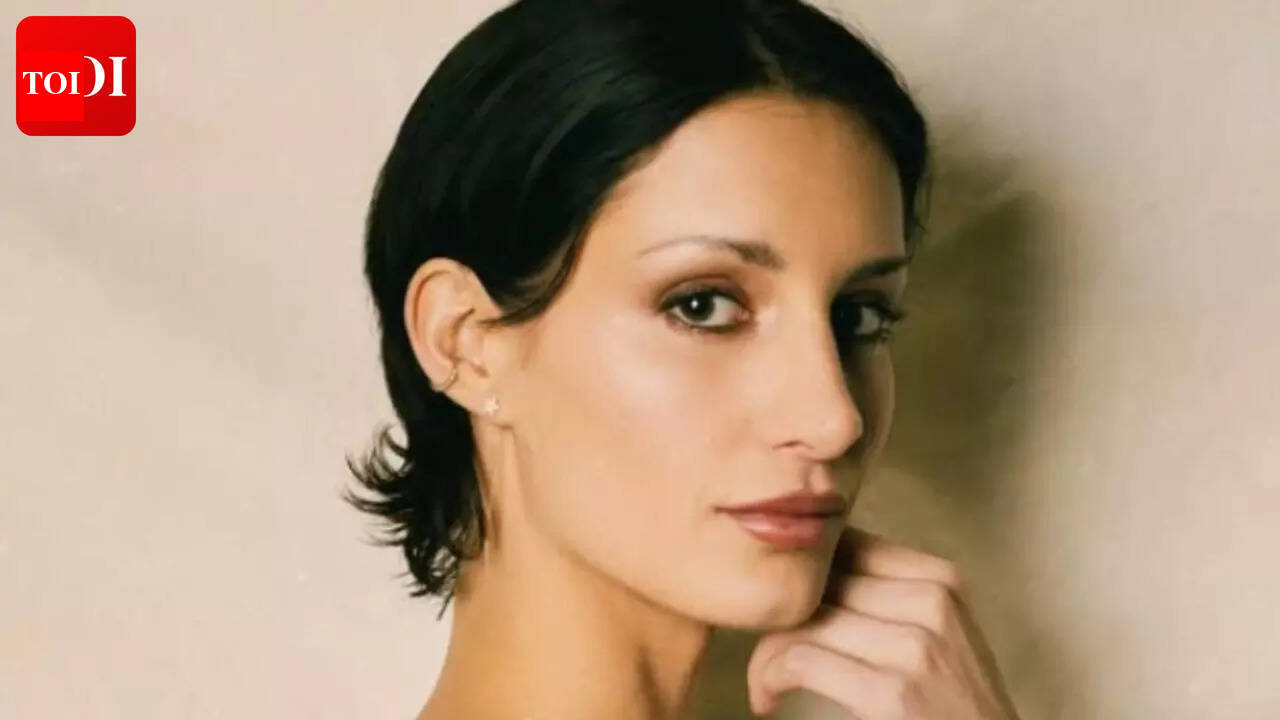 Audrey McGraw congratulates father Tim McGraw for his Hall of Fame induction: ‘I’m so, so proud of my dad’ | – The Times of India