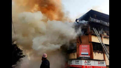 Fire guts three shops in sector 23, Turbhe in Navi Mumbai, no one injured