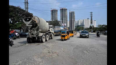 Pothole-ridden road in Tellapur turns commute into nightmare