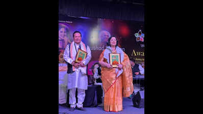 Anup Jalota, Surbhi Ranjan receive Naushad Samman