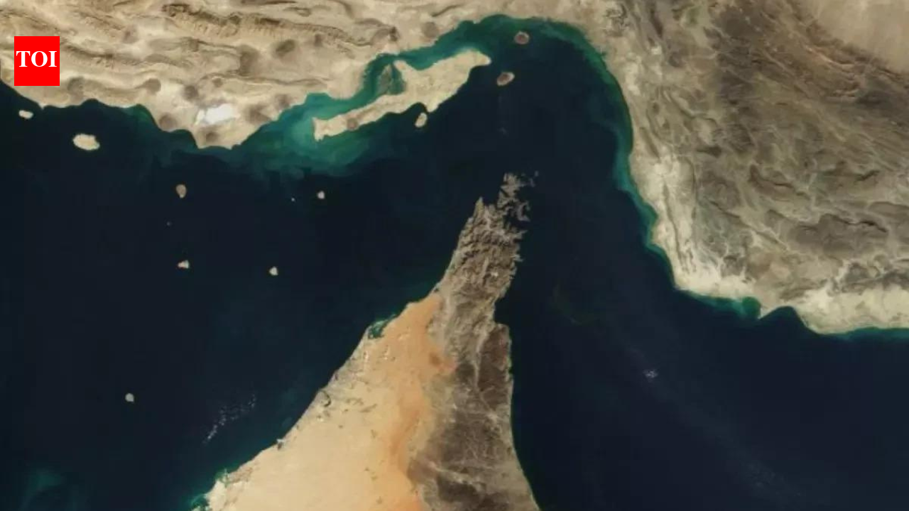 After Trump’s warning, Iran threatens to close the Strait of Hormuz – The Times of India