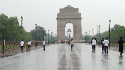 Rain lashes several parts of Delhi-NCR; IMD issues yellow alert