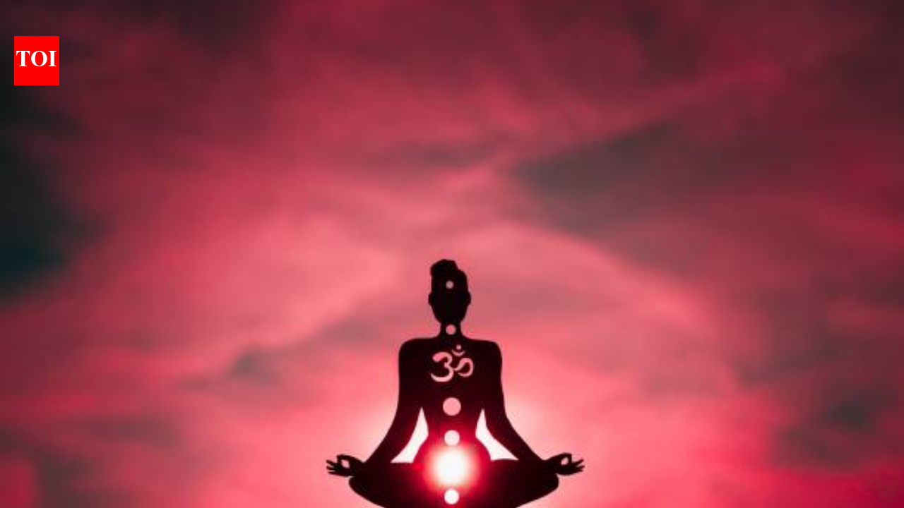 Absorbing Earth’s healing power through root chakra