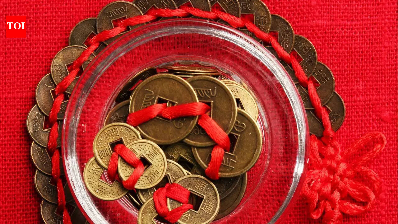 Feng Shui tips: Placing these golden coins in red thread can attract wealth