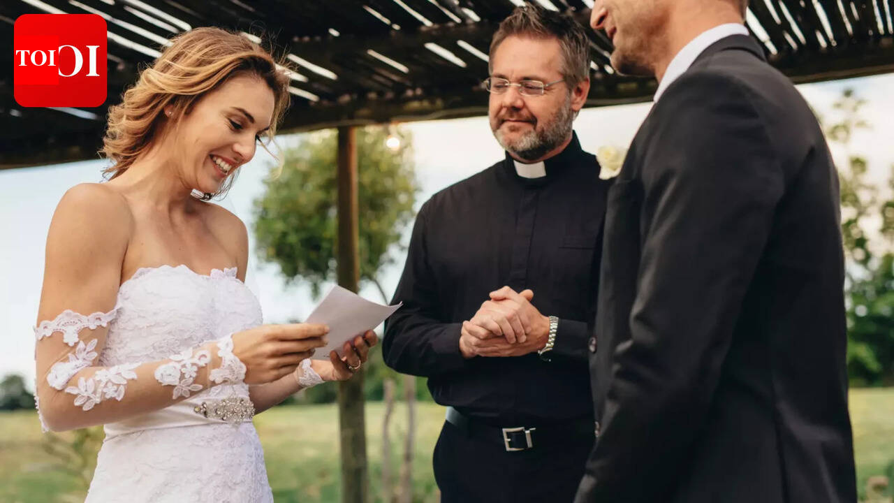 7 questions to ask before getting married, therapist reveals