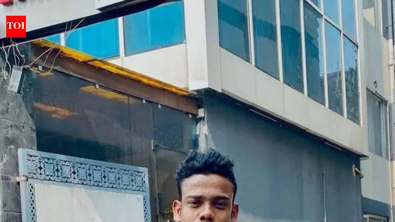 Kidney Transplant: 20-year-old, crippled since birth, lives new life | Kolkata News  timesofindia.indiatimes.com