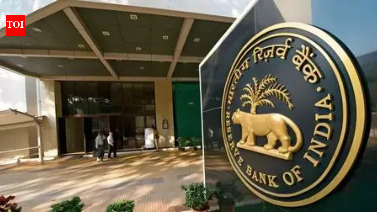 RBI turns net buyer of dollars in Jan