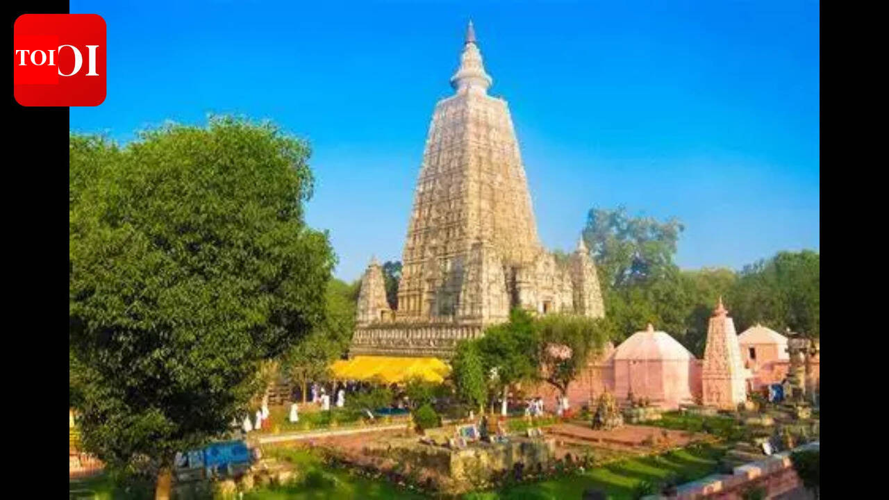 ASI team expresses satisfaction with cleaning work at Mahabodhi temple