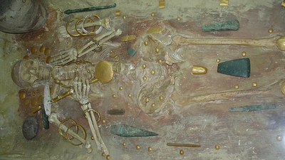 This 6,500-year-old Bulgarian grave with 1.5 kg of gold is the world’s oldest gold relic; scientists are stunned