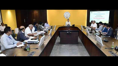 Naidu pushes power purchase cost cuts, targets Rs 4 per unit
