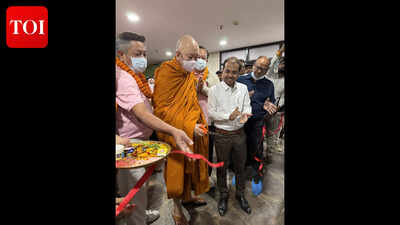 Thai Buddhist monk visits cancer centre, donates ICU beds