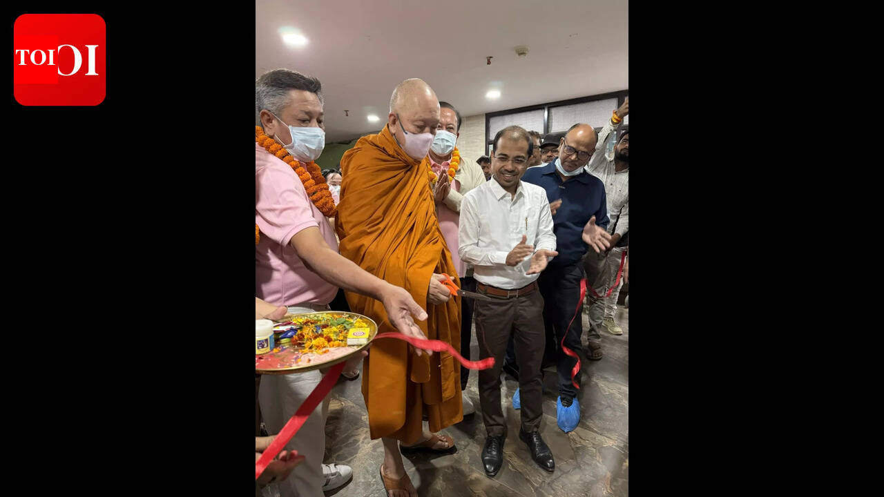Thai Buddhist monk visits cancer centre, donates ICU beds