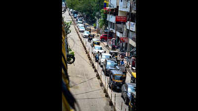 Concretisation work chokes GorakshanT-point; Petrol Pump Queues Worsen Bottleneck