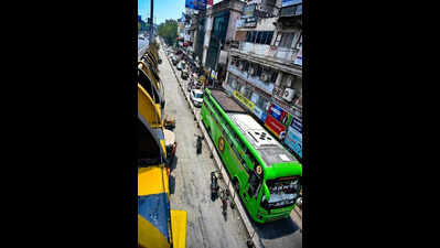 Concretisation work chokes GorakshanT-point; Petrol Pump Queues Worsen Bottleneck