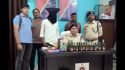 Man held with illegal liquor at Namkum stn