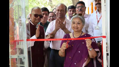 AU unveils next gen sub post office on campus