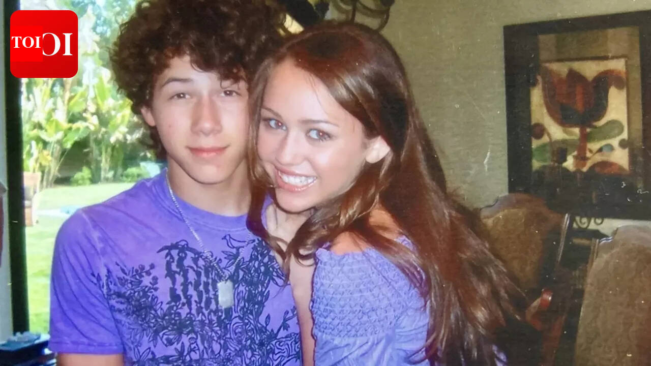 Miley Cyrus spills beans on relationship with Nick Jonas; reveals Jonas Brothers joined tour because she wanted her 'boyfriend' to come along