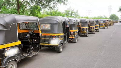 Pune auto driver assaults passenger, his father over fare dispute; case filed