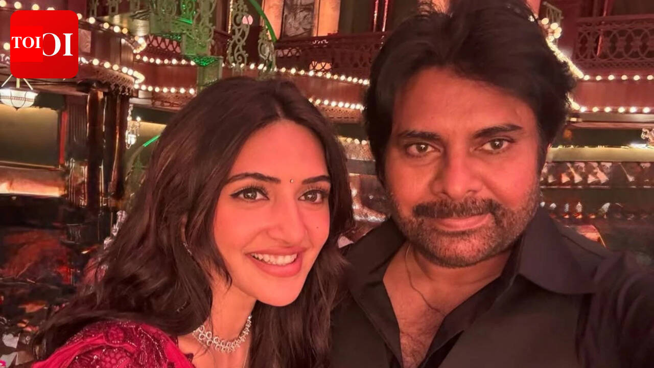 Sreeleela shares BTS stills with Pawan Kalyan from ‘Ustaad Bhagat Singh’ sets as fans praise her song: 'Bhagat gari thaluka'