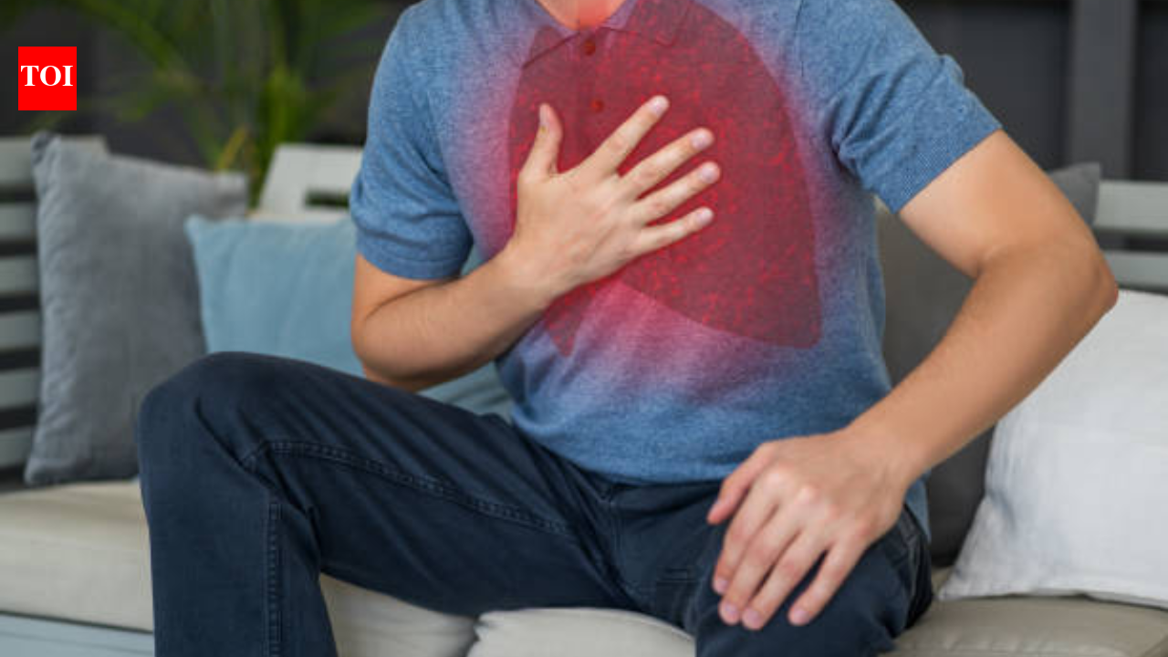 Lung Cancer Symptoms: 5 early signs of lung cancer you should not ignore – The Times of India