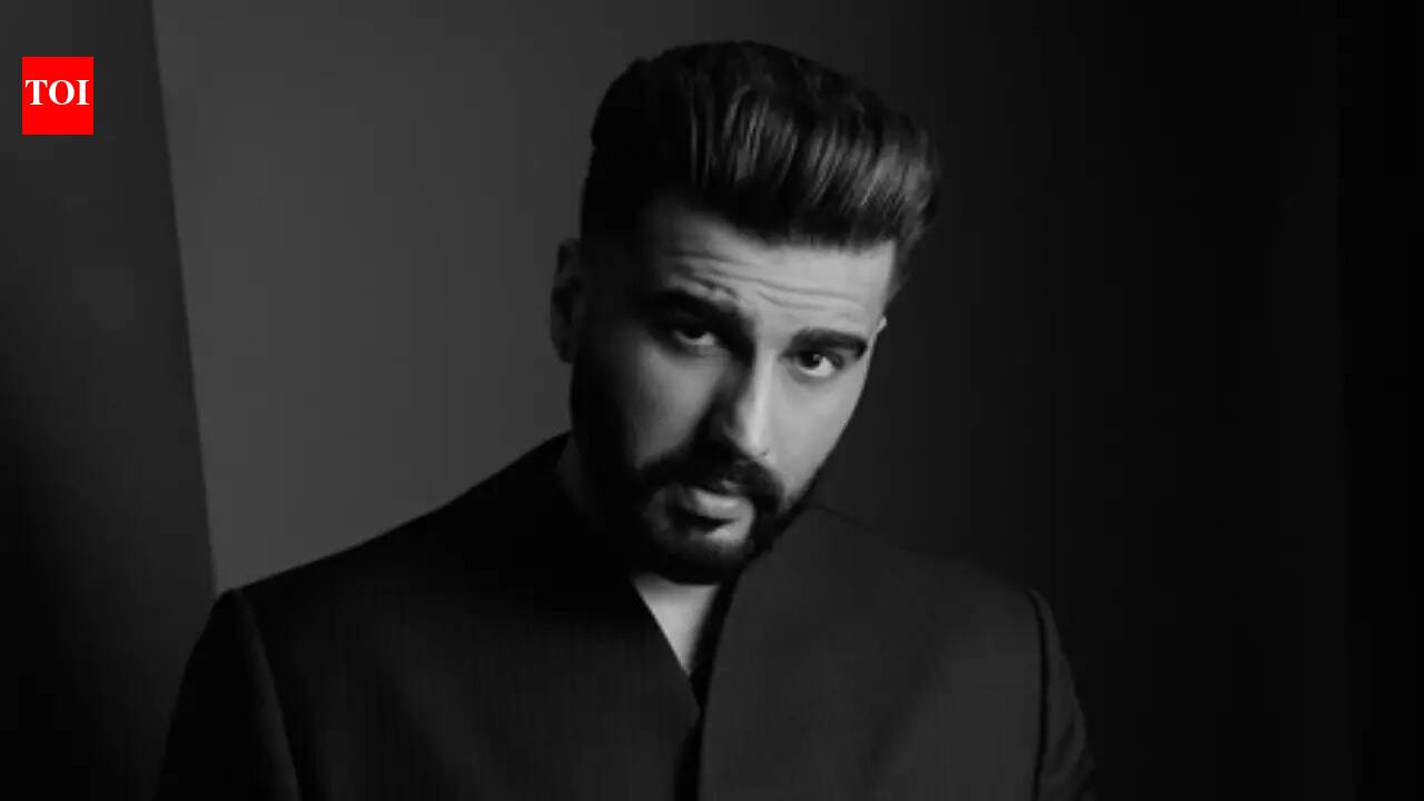 Arjun Kapoor says 'still lost without u' as he remembers his mother on her 14th death anniversary