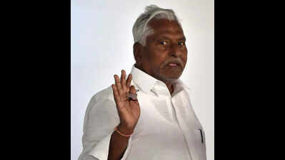 Former minister Jeevan Reddy resigns from Congress, ends 42-year association