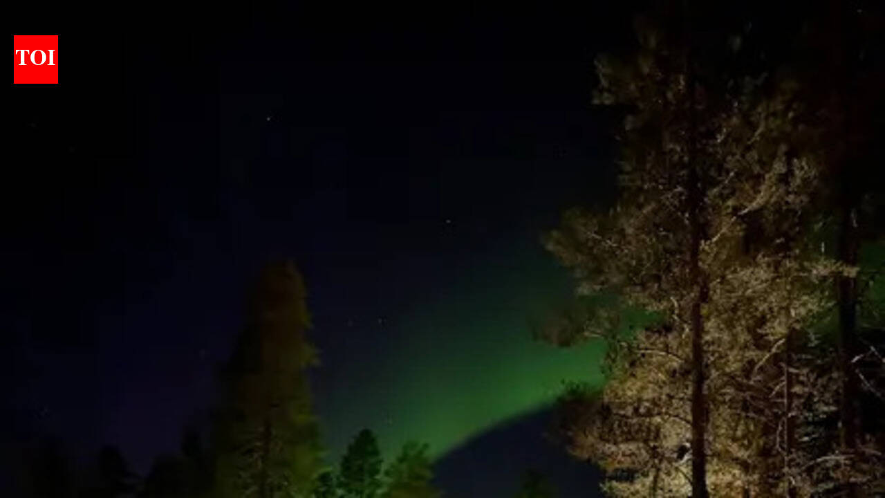 Kriti Sanon enjoys Northern Lights in Finland getaway with Nupur Sanon & Stebin Ben